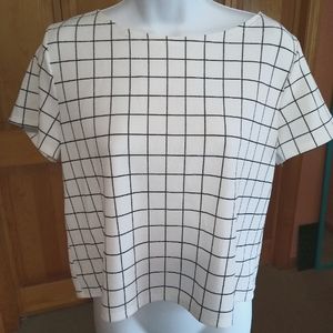 Women's cropped check blouse